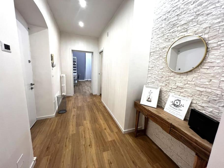 Appartement La Casa Del Papa à Bari Extérieur photo